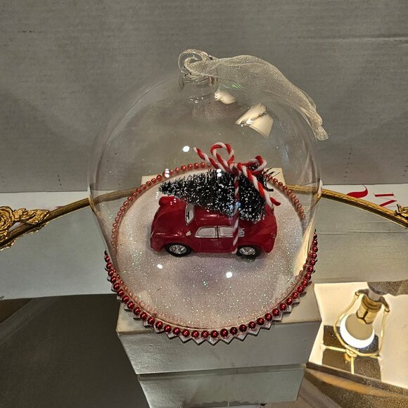 Christmas ornaments, car with Christmas tree - Picture 3 of 3